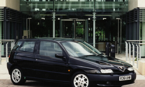 Alfa-Romeo 145 #7