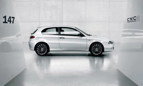 Alfa-Romeo 147 CNC #12