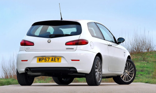 Alfa-Romeo 147 Collezione #1