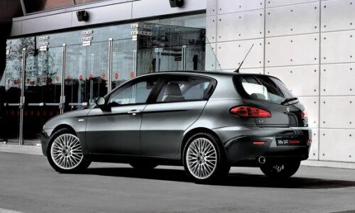 Alfa-Romeo 147 Collezione #8