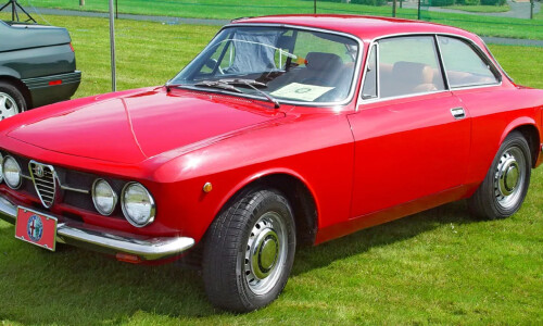 Alfa-Romeo 2000 #12