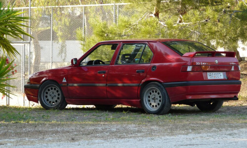 Alfa-Romeo 33 #6