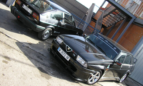 Alfa-Romeo 75 #2