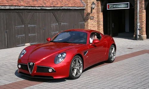 Alfa-Romeo 8C Competizione #6