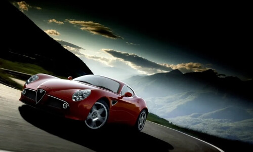 Alfa-Romeo 8C Competizione #14