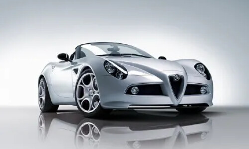 Alfa-Romeo 8C GTA #7