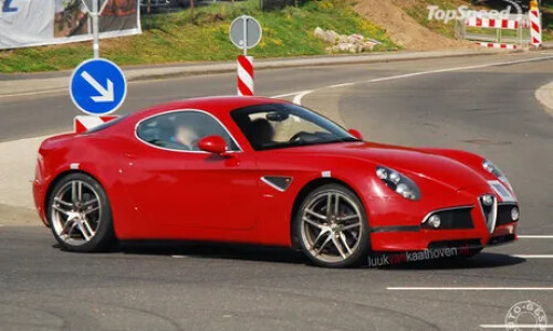 Alfa-Romeo 8C GTA #10