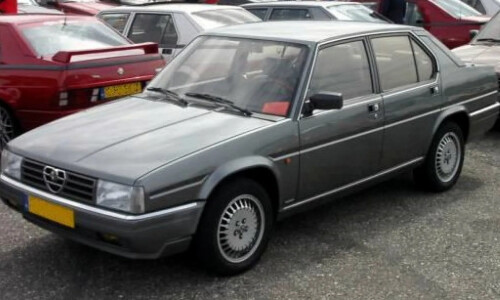Alfa-Romeo 90 #15