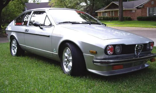 Alfa-Romeo Alfetta #13