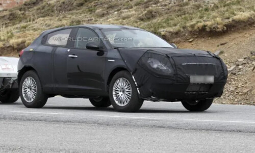Alfa-Romeo CXover #14