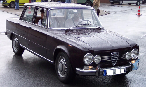 Alfa-Romeo Giulia #1