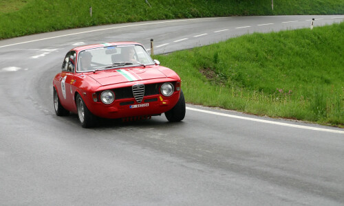 Alfa-Romeo Giulia Sprint GT #1