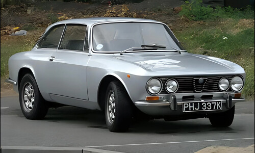 Alfa-Romeo Giulia Sprint GT #7