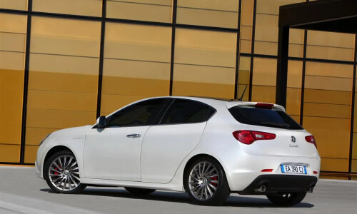 Alfa-Romeo Giulietta #17
