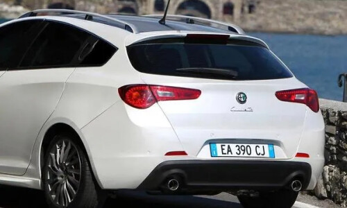 Alfa-Romeo Giulietta Sportwagon #10