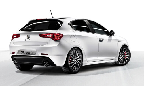Alfa-Romeo Giulietta Sportwagon #12