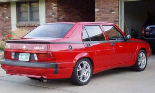 Alfa-Romeo Milano #1