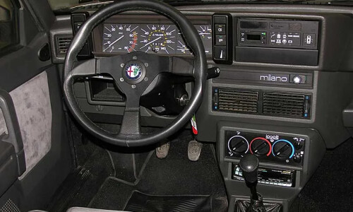 Alfa-Romeo Milano #2