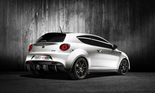 Alfa-Romeo MiTo #3
