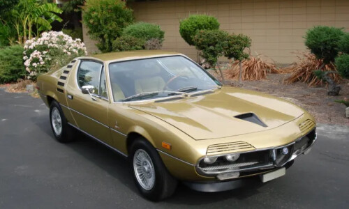 Alfa-Romeo Montreal #9