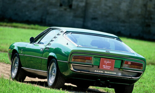 Alfa-Romeo Montreal #14