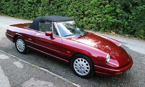 Alfa-Romeo Spider #1