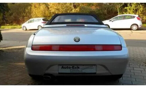 Alfa-Romeo Spider Edizione Classica #13