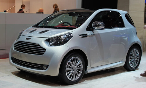 Aston-Martin Cygnet #1