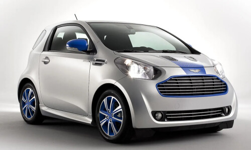 Aston-Martin Cygnet #5