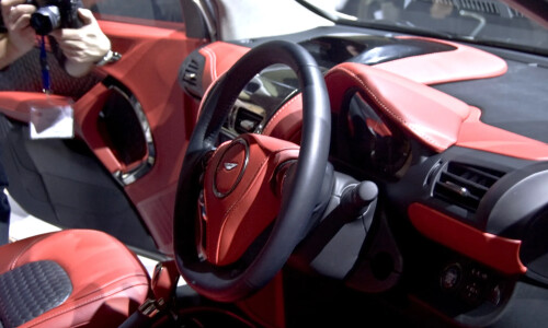 Aston-Martin Cygnet #12