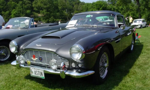 Aston-Martin DB4 #3