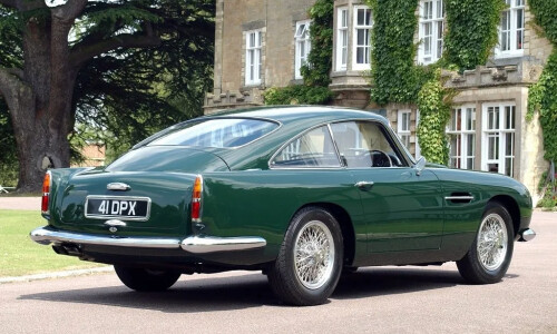 Aston-Martin DB4 #11