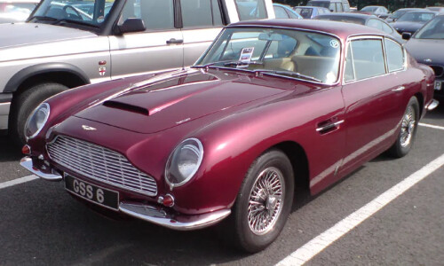 Aston-Martin DB6 #7