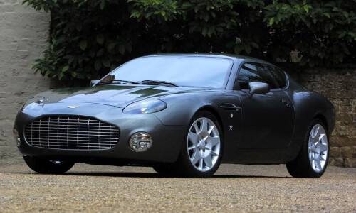 Aston-Martin DB7 #7
