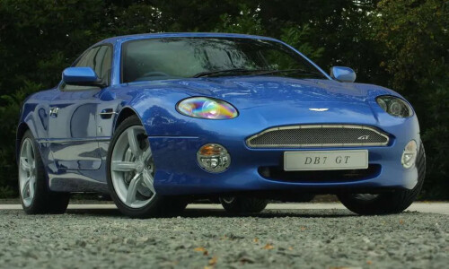 Aston-Martin DB7 #10