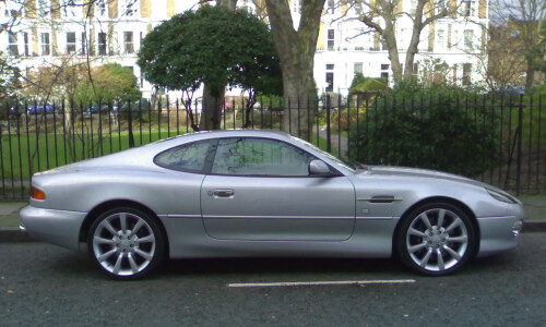 Aston-Martin DB7 #13