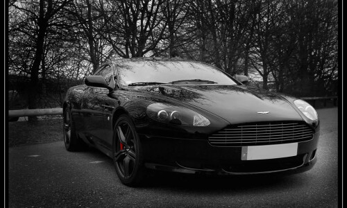 Aston-Martin DB9 #9