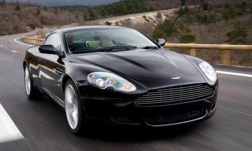 Aston-Martin DB9 #17