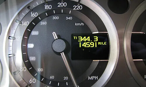 Aston-Martin DB9 Sport-Pack #12