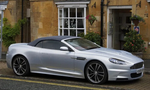 Aston-Martin DBS Volante #10