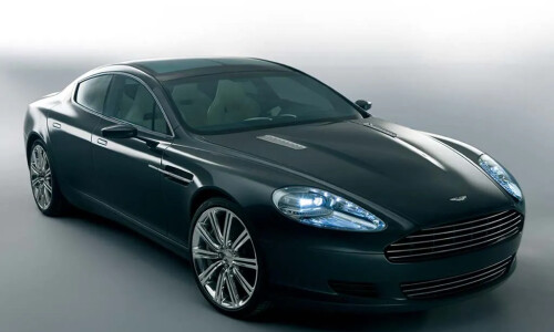 Aston-Martin Rapide #3