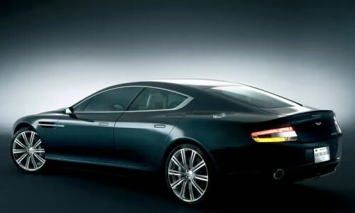 Aston-Martin Rapide #6