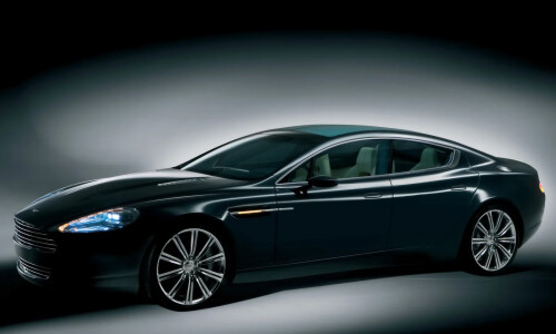 Aston-Martin Rapide #10