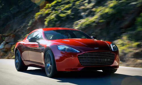Aston-Martin Rapide S #3