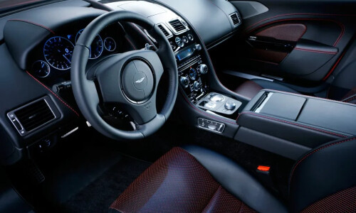Aston-Martin Rapide S #6