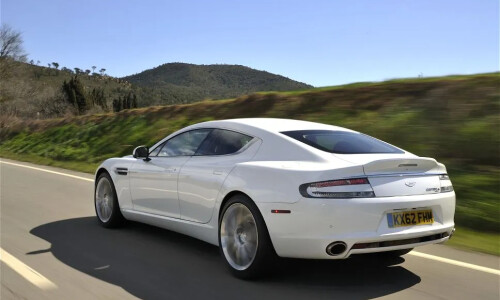 Aston-Martin Rapide S #10