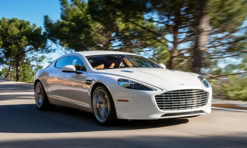 Aston-Martin Rapide S #17