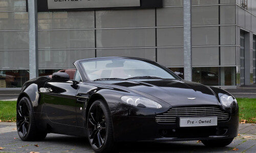 Aston-Martin V8 Vantage #10