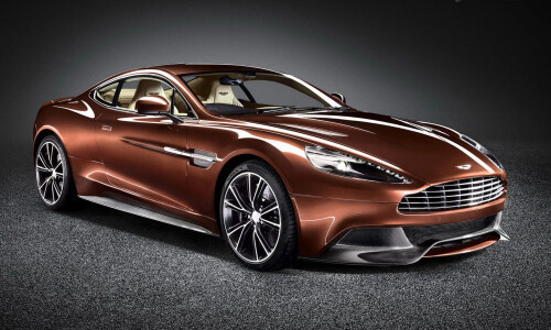 Aston-Martin Vanquish #3