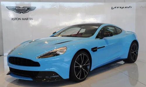 Aston-Martin Vanquish #4